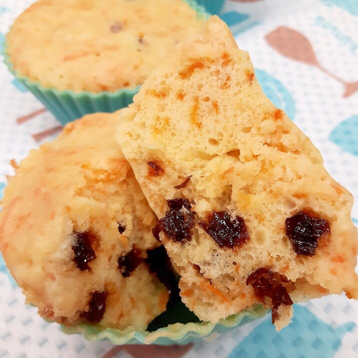 電子レンジ&HMで!ニンジンとプルーンの蒸しパン♪
